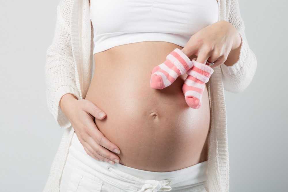 Беременной снится шевеление ребенка. Беременный живот. Беременность животик. Животики беременных. Фото беременных животиков.