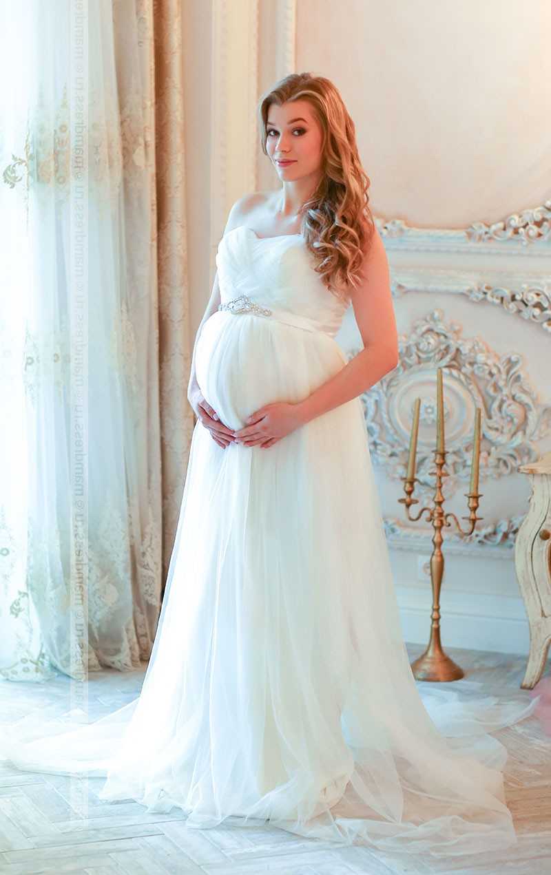 Беременный прокат. Свадебные платья для беременных. Беременные в свадебных платьях. Платья Свадебные для беременных пышные. Свадебное платье для беременной невесты.