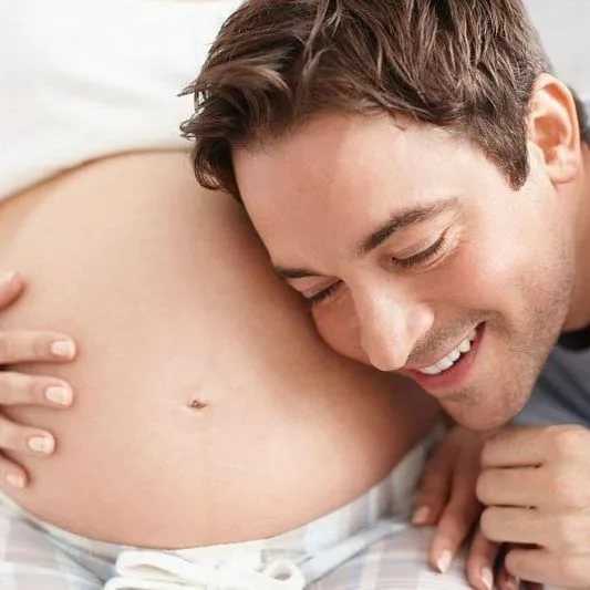 Шевеление плода при беременности: как проявляется