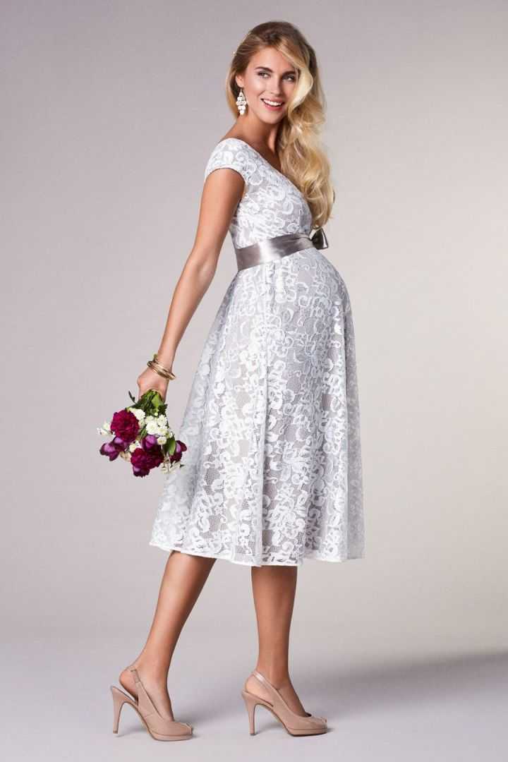 Свадебные платья для беременных – лучшие наряды для невест с округлившимся животом