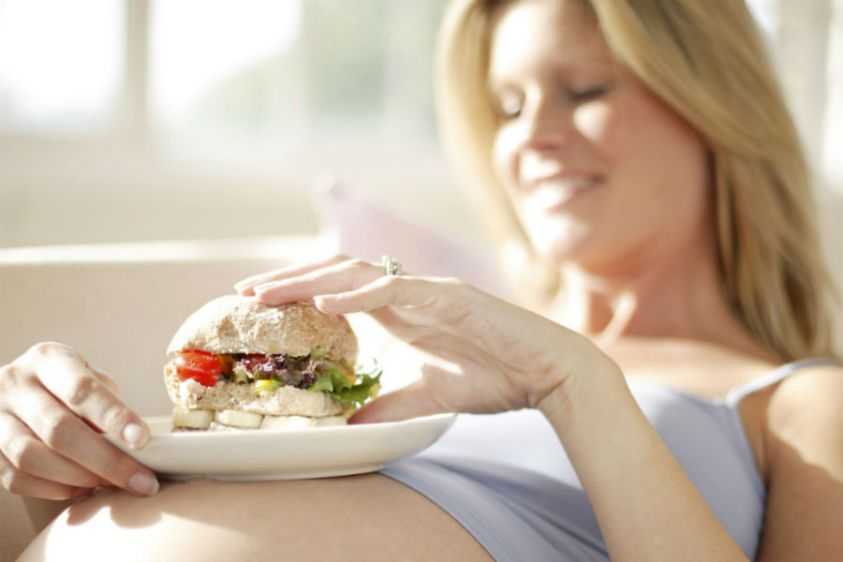 Как не поправиться сильно во время беременности: как питаться беременной, чтобы не потолстеть?