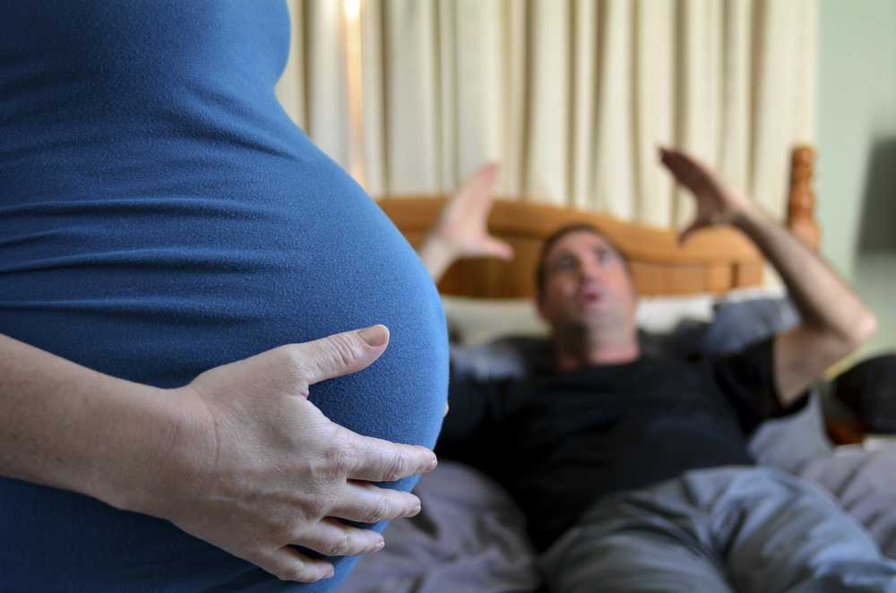 Как помочь женщине преодолеть стресс при беременности