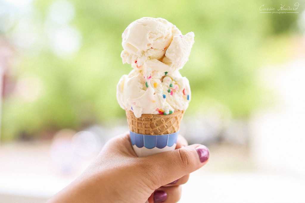 Мороженое при беременности: правила выбора и употребления десерта