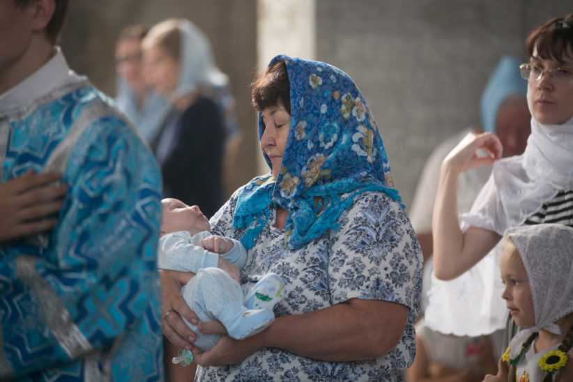 Можно ли беременным ходить в церковь: что говорят священники? :: syl.ru