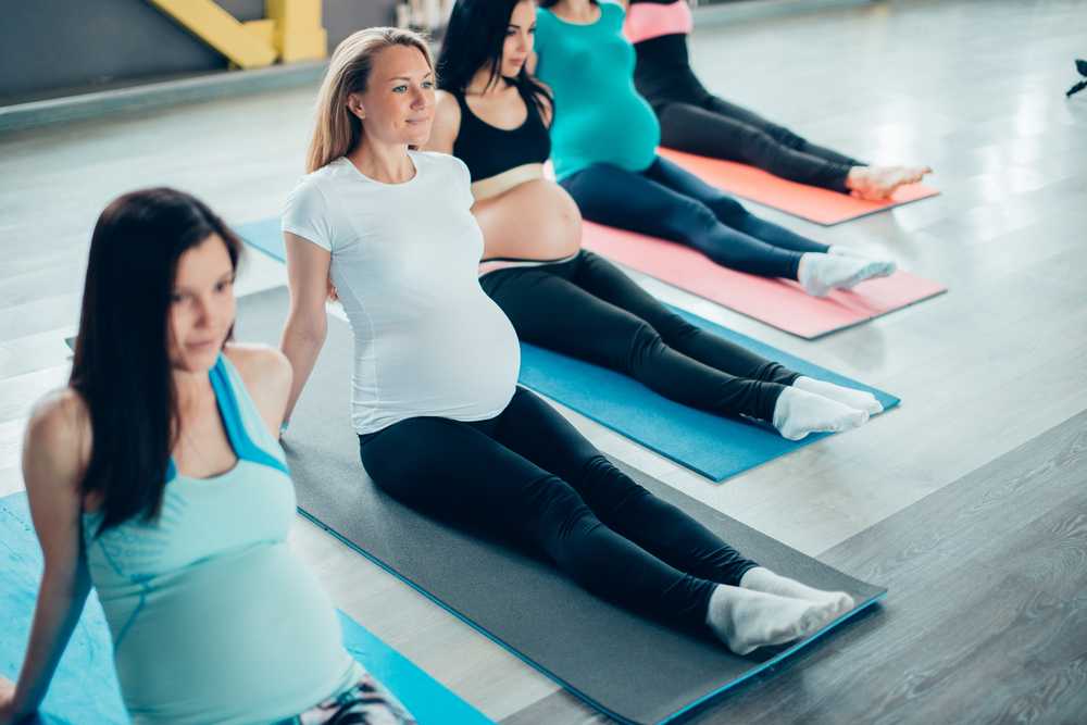 Йога для будущих мам: чем полезна? - parents.ru