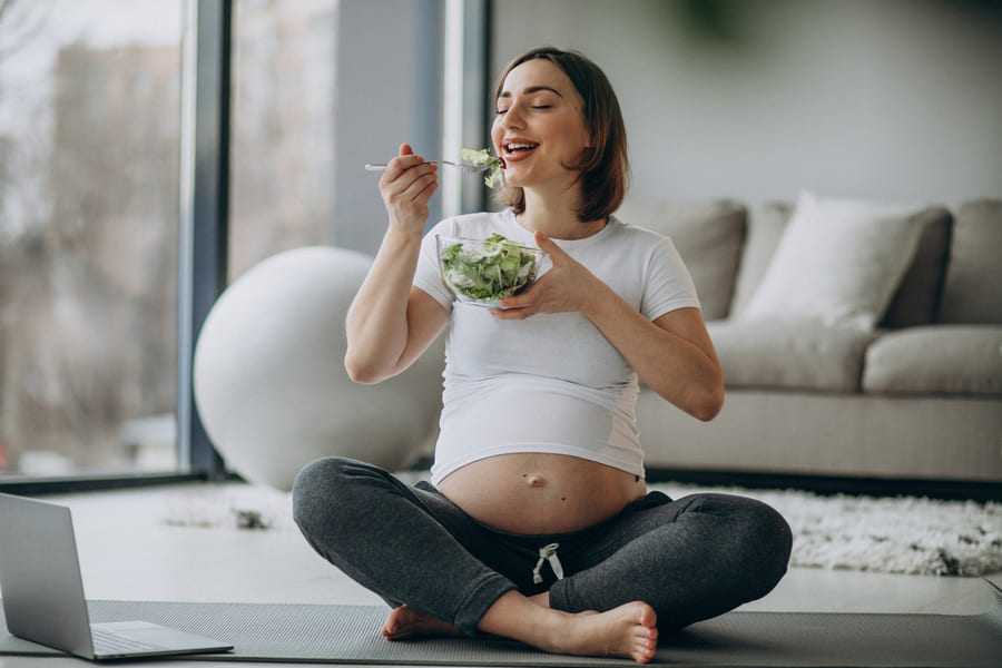 Чем грозит неправильное питание во время беременности?