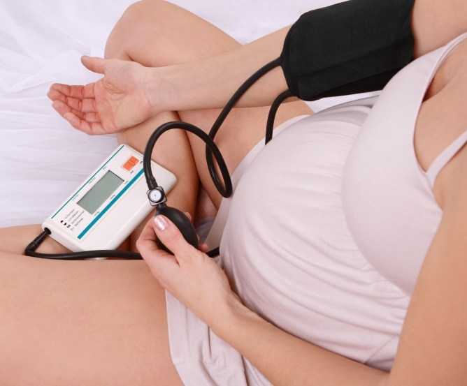 снизить высокое давление при беременности, как снизить артериальное давление у беременных, как можно снизить высокое давление при беременности, снизить давление без таблеток, высокое давление при беременности что делать,  как снизить давление без таблеток