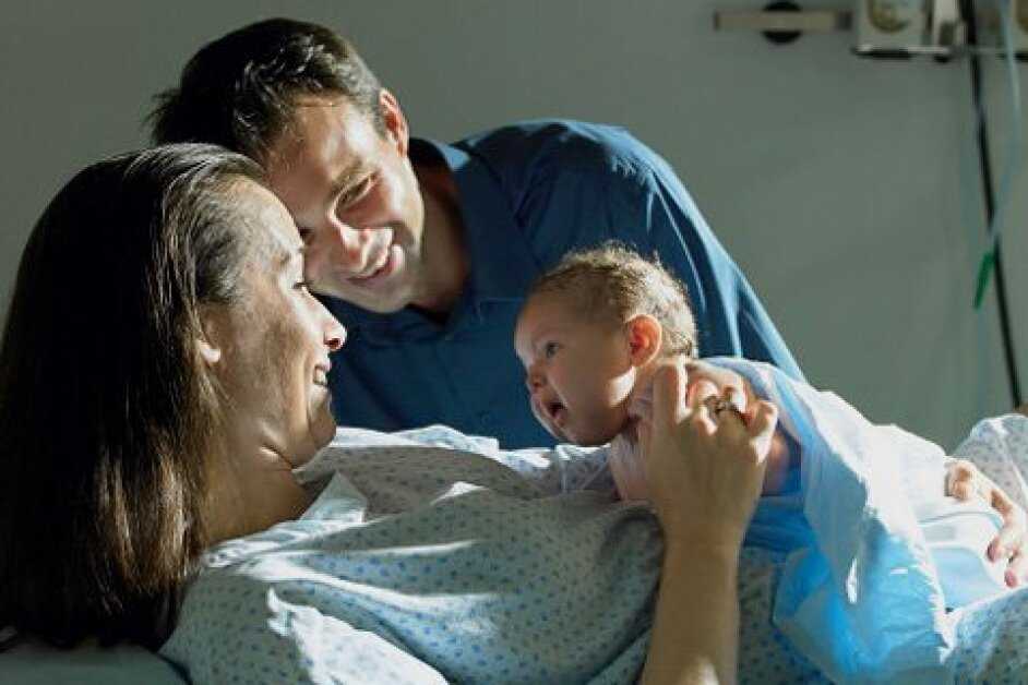 Первые часы жизни новорожденного в роддоме