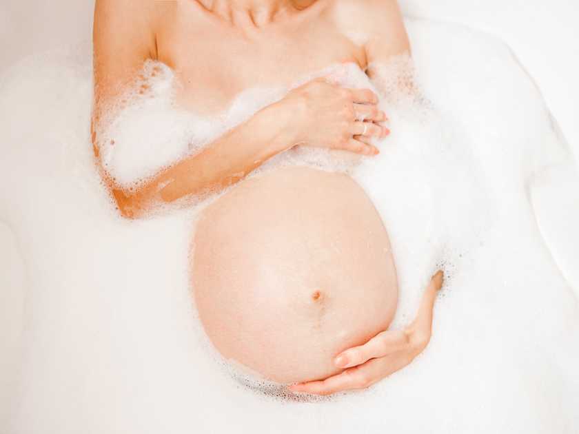 Можно ли беременным принимать ванну? по какой причине ванна во время беременности не рекомендована?