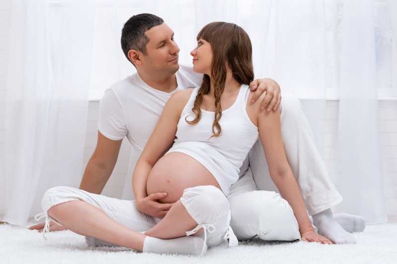 Какими позами заниматься любовью при беременности